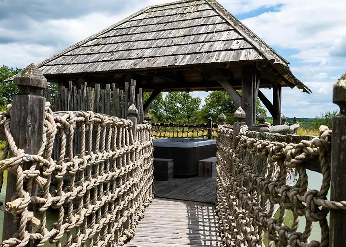 롯지 Chateaux Dans Les Arbres Clotte